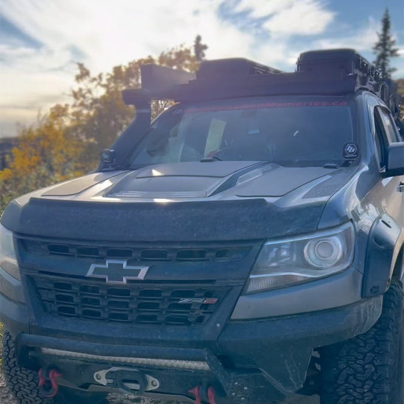 Load image into Gallery viewer, Chevrolet Colorado ZR2 Lensun 95W Hood Flexible Solar Panel
