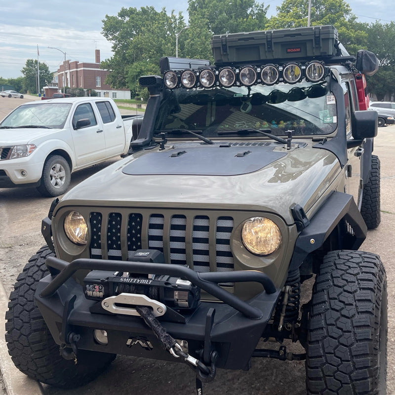 Load image into Gallery viewer, Jeep Wrangler JL (2018-Present) Lensun 90W Hood Flexible Solar Panel
