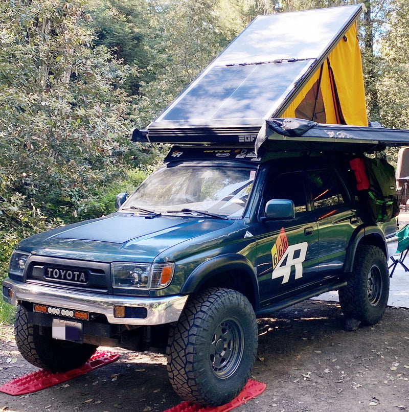 Load image into Gallery viewer, Toyota 4Runner 3rd Gen (1995-2002) Lensun 85W Hood Flexible Solar Panel Charge for Battery-2
